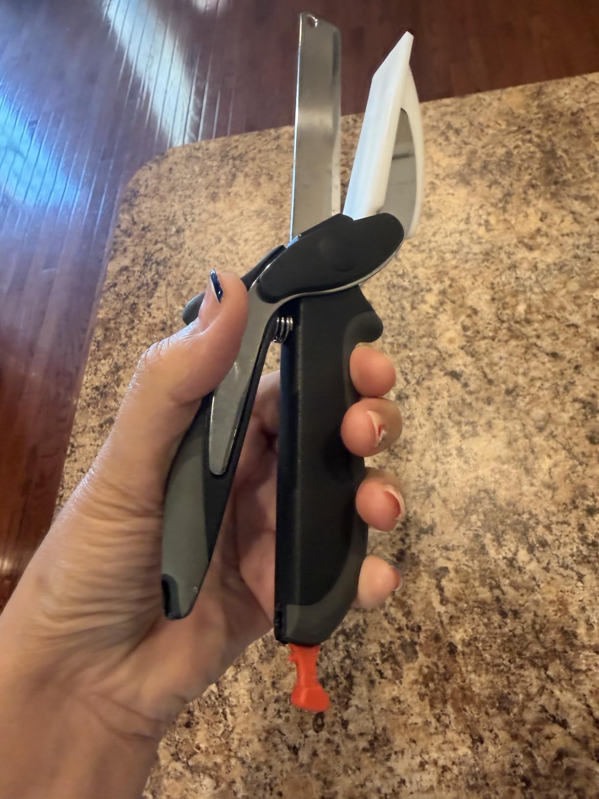 The scissors that bring their own chopping board